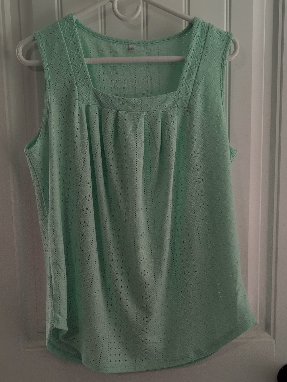 Eyelet Square-Neck Tank Top - Mint